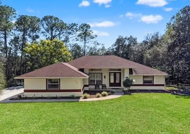 Photo 1 of Single family home for sale at 1124 W Pearson St, Hernando, FL 34442 | MLS# TB8550908 | Listing updated on 2026-10-19
