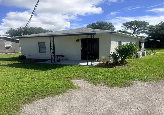 Photo 1 of Single family home for sale at 615 Ash St, Auburndale, FL 33823 | MLS# S5158047 | Listing updated on 2026-09-23