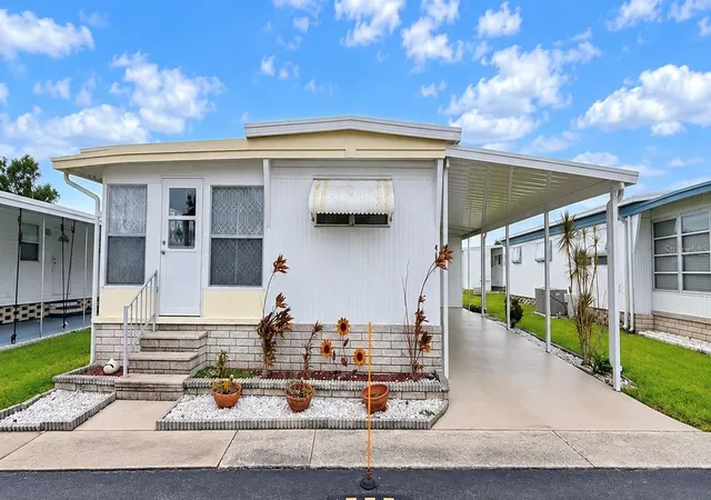 Photo 1 of Manufactured home for sale at 41 Pindo Palm St E #41, Largo, FL 33770 | MLS# TB8550915 | Listing updated on 2026-09-29