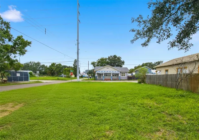 Photo 4 of Land for sale at 510 S 22nd Street, Tampa, FL 33605 | MLS# O6443724 | Listing updated on 2026-10-05