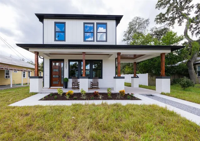 Single family home for sale at 1207 E Ellicott St, TAMPA, FL 33603 | MLS# TB8550925
