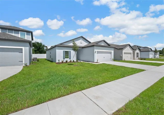 Photo 3 of Single family home for sale at 13202 Tula Loop, Astatula, FL 34705 | MLS# TB8550926 | Listing updated on 2026-10-07