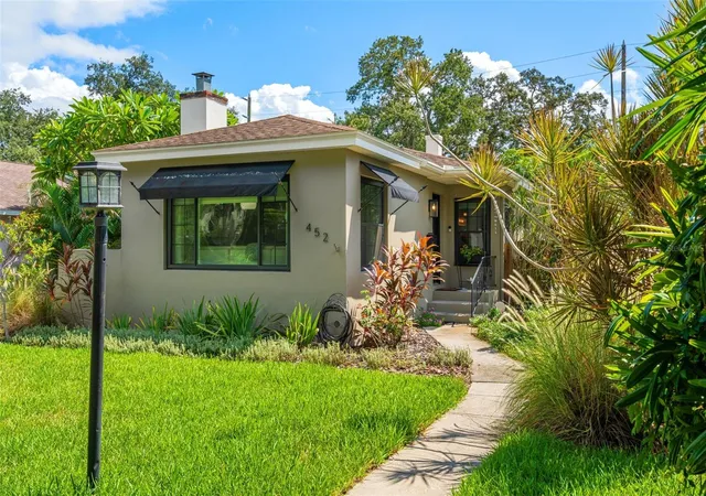 Photo 1 of Single family home for sale at 452 23rd Avenue N, Saint Petersburg, FL 33704 | MLS# TB8550930 | Listing updated on 2026-10-03