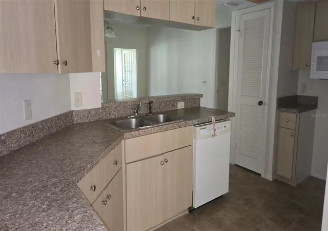 Photo 2 of Single family home for sale at 1681 N Dolton Point, Crystal River, FL 34429 | MLS# OM732671 | Listing updated on 2026-10-09