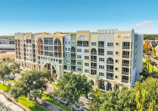 Photo 3 of Condo for sale at 225 W Seminole Blvd #413, Sanford, FL 32771 | MLS# O6443729 | Listing updated on 2026-10-03