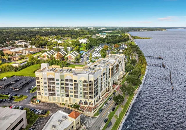 Photo 3 of Condo for sale at 225 W Seminole Blvd #413, Sanford, FL 32771 | MLS# O6443729 | Listing updated on 2026-10-03