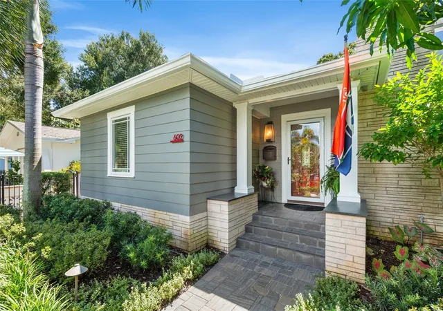 Photo 4 of Single family home for sale at 602 29th Avenue N, Saint Petersburg, FL 33704 | MLS# TB8550938 | Listing updated on 2026-10-10
