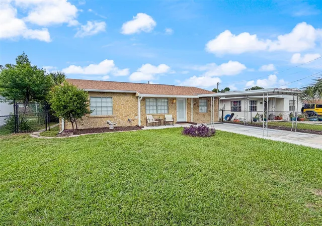 Photo 1 of Sale Pending at 2509 W Lemon St, Tampa, FL 33609 | MLS# TB8550939 | Listing updated on 2026-10-31