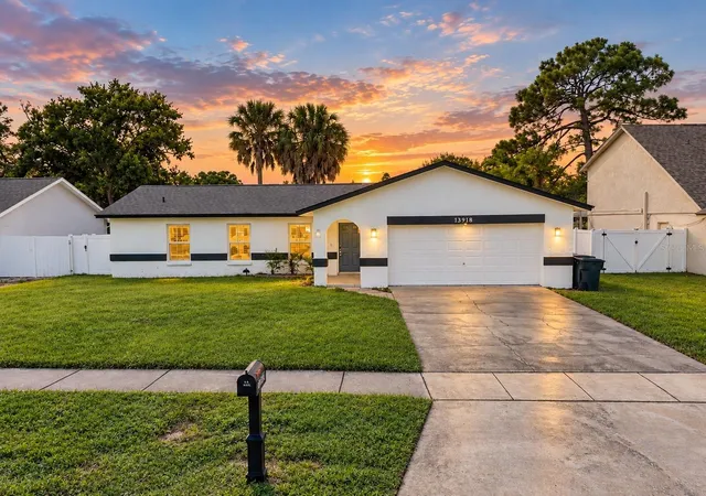 Photo 1 of Single family home for sale at 13918 Briardale Ln, Tampa, FL 33618 | MLS# TB8550941 | Listing updated on 2026-09-23