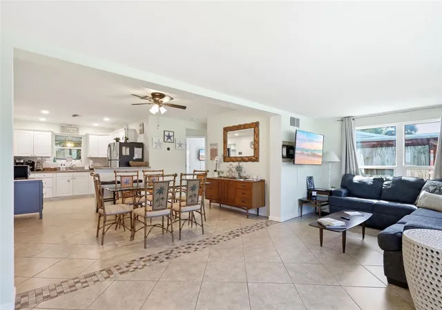 Photo 3 of Single family home for sale at 159 Laurie Dr, Ormond Beach, FL 32176 | MLS# O6443737 | Listing updated on 2026-09-24