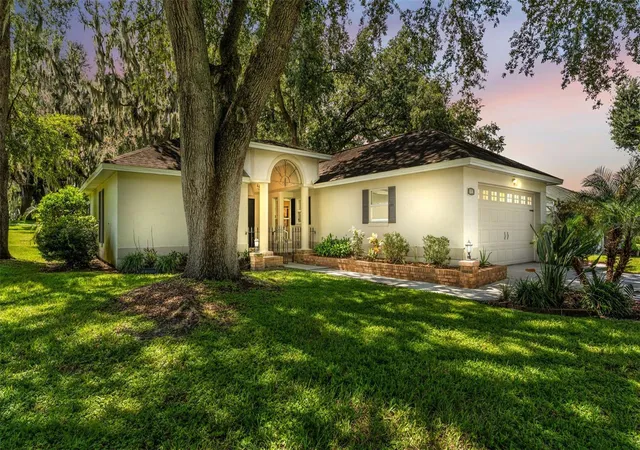 Photo 2 of Single family home for sale at 804 Nestlewood Ct, Lakeland, FL 33813 | MLS# L4965242 | Listing updated on 2026-09-26