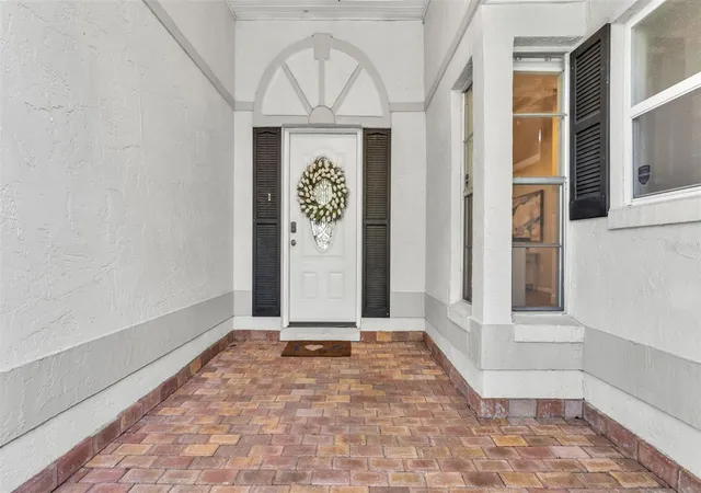 Photo 3 of Single family home for sale at 804 Nestlewood Ct, Lakeland, FL 33813 | MLS# L4965242 | Listing updated on 2026-09-26