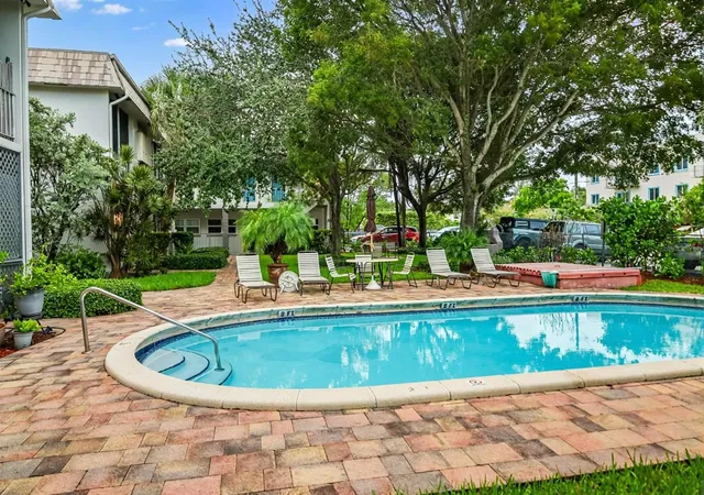 Photo 3 of Condo for sale at 1541 Ne 34th Court #104, Oakland Park, FL 33334 | MLS# O6443749 | Listing updated on 2026-09-30