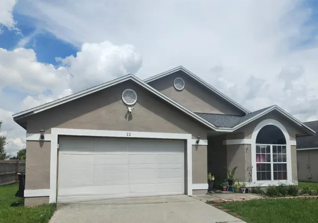 Single family home for sale at 12 Saint Kitts Cir, WINTER HAVEN, FL 33884 | MLS# L4965243