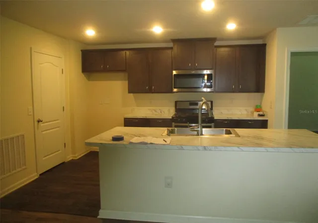 Photo 3 of Single family home for sale at 44 Sand Wedge Ln, Bunnell, FL 32110 | MLS# V4951415 | Listing updated on 2026-09-22