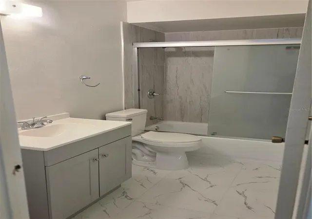 Photo 2 of Single family home for sale at 221 Citrus Dr, Kissimmee, FL 34743 | MLS# O6443751 | Listing updated on 2026-09-25