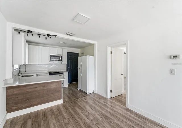 Photo 2 of Single family home for sale at 1615 NE 9th Street, Ocala, FL 34470 | MLS# O6443753 | Listing updated on 2026-09-25
