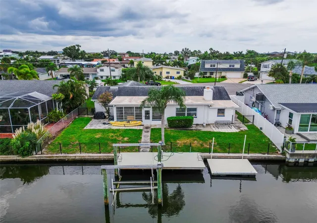 Photo 4 of Single family home for sale at 8723 Hickorywood Ln, Tampa, FL 33615 | MLS# TB8550971 | Listing updated on 2026-10-07