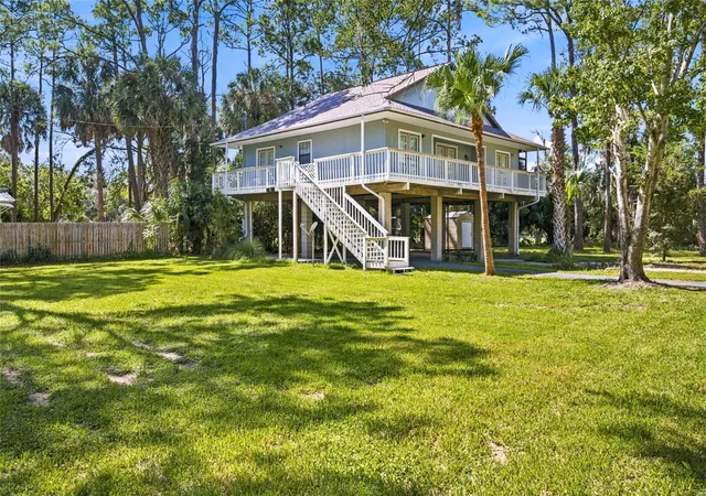 Photo 1 of Single family home for sale at 43 64th Street, Yankeetown, FL 34498 | MLS# OM732678 | Listing updated on 2026-10-05