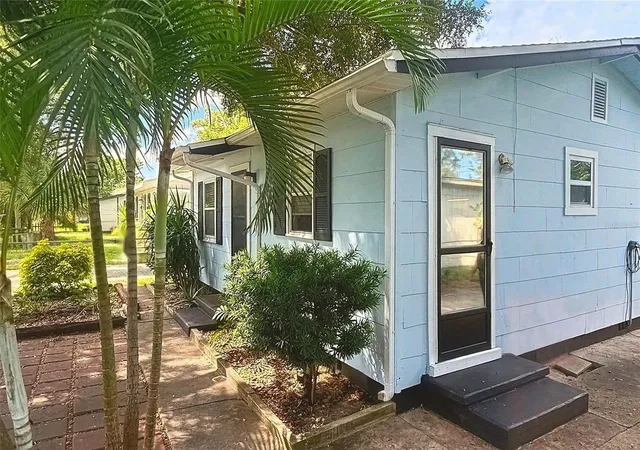 Photo 2 of Single family home for sale at 4480 Newark St N, Saint Petersburg, FL 33714 | MLS# TB8550985 | Listing updated on 2026-10-03