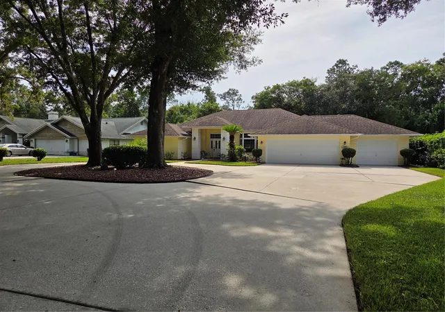 Photo 4 of Single family home for sale at 109 Byrsonima Cir, Homosassa, FL 34446 | MLS# NS1089317 | Listing updated on 2026-09-26