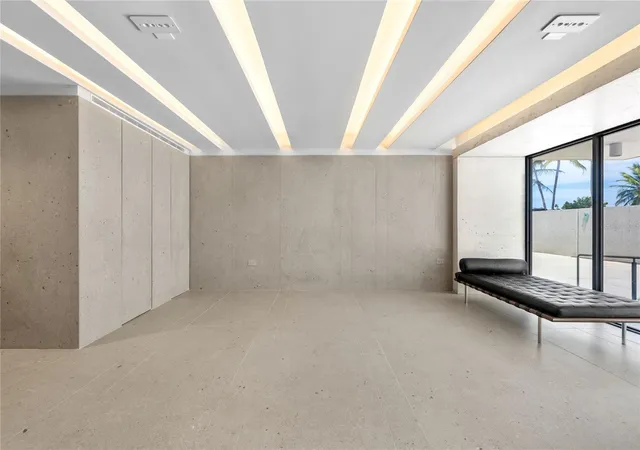 Photo 2 of Condo for sale at 1501 Ashford Ave #4B, San Juan, PR 00911 | MLS# PR9124375 | Listing updated on 2026-09-28