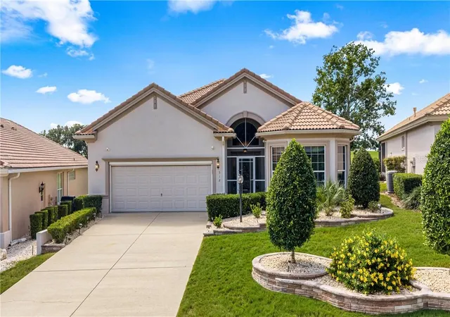Single family home for sale at 512 W Doerr Path, Hernando, FL 34442 | MLS# CC858079