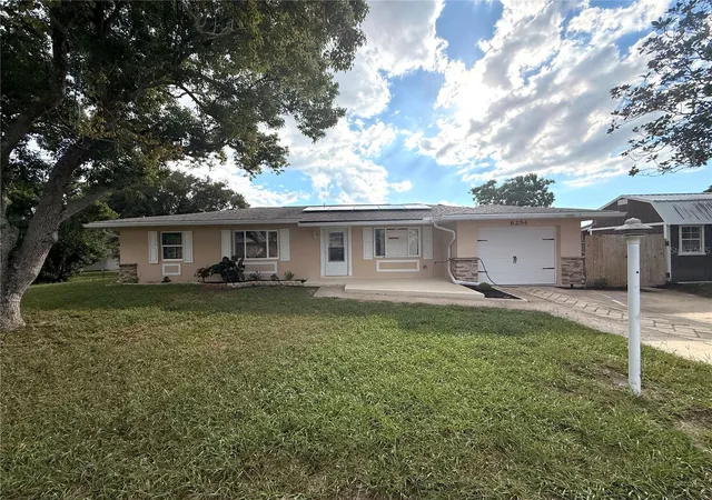 Photo 1 of Single family home for sale at 6245 Dalton St, Spring Hill, FL 34606 | MLS# W7889706 | Listing updated on 2026-10-04