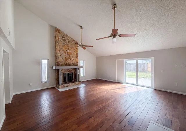 Photo 2 of Single family home for sale at 4610 Devon Ave, Lakeland, FL 33813 | MLS# O6443770 | Listing updated on 2026-10-29