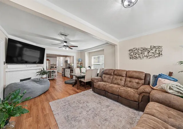Photo 4 of Single family home for sale at 453 41st Avenue S, Saint Petersburg, FL 33705 | MLS# A4706928 | Listing updated on 2026-10-17