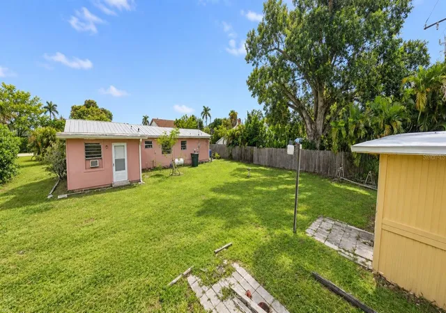Photo 24 of Single family home for sale at 1443 Alhambra Dr, FORT MYERS, FL 33901 | MLS# TB8550998 | Listing updated on 2026-09-23