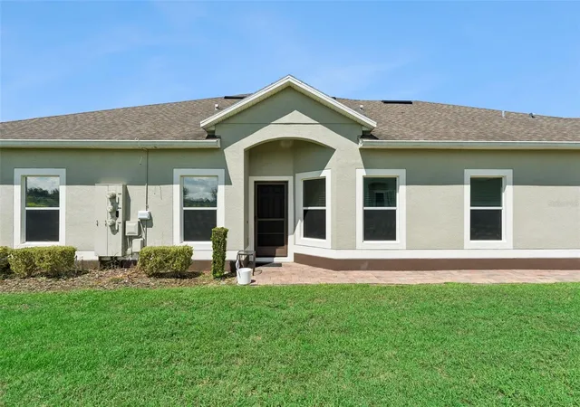 Photo 2 of Single family home for sale at 3628 Solana Cir #D, Clermont, FL 34711 | MLS# O6443778 | Listing updated on 2026-09-23