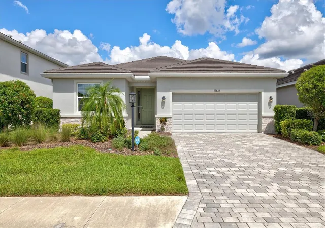 Photo 1 of Single family home for sale at 17825 Gulf Ranch Pl, Bradenton, FL 34211 | MLS# A4706933 | Listing updated on 2026-09-23