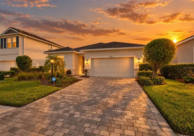Photo 1 of Single family home for sale at 17825 Gulf Ranch Pl, Bradenton, FL 34211 | MLS# A4706933 | Listing updated on 2026-10-04