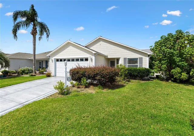 Single family home for sale at 2573 Edenville Path, THE VILLAGES, FL 32162 | MLS# OM732682