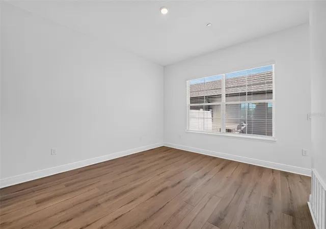 Photo 3 of Townhouse for sale at 13317 Lush Lime Aly, Windermere, FL 34786 | MLS# TB8551016 | Listing updated on 2026-09-23