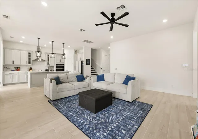 Photo 3 of Single family home for sale at 16513 Silver Brk Way, Winter Garden, FL 34787 | MLS# O6443784 | Listing updated on 2026-10-07