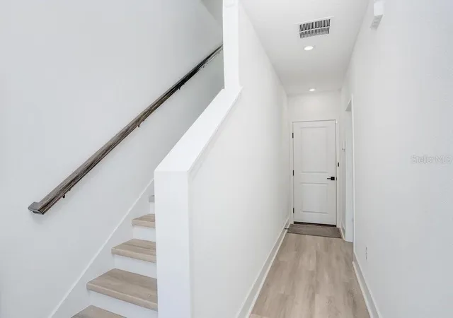 Photo 3 of Townhouse for sale at 2506 W Cleveland St #20, Tampa, FL 33609 | MLS# TB8551018 | Listing updated on 2026-09-23