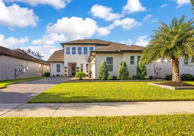 Photo 1 of Single family home for sale at 17600 Lake Star Rd, Winter Garden, FL 34787 | MLS# O6443801 | Listing updated on 2026-10-16
