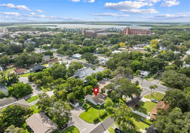 Photo 1 of Single family home for sale at 213 N Clyde Ave, Kissimmee, FL 34741 | MLS# S5158067 | Listing updated on 2026-09-30