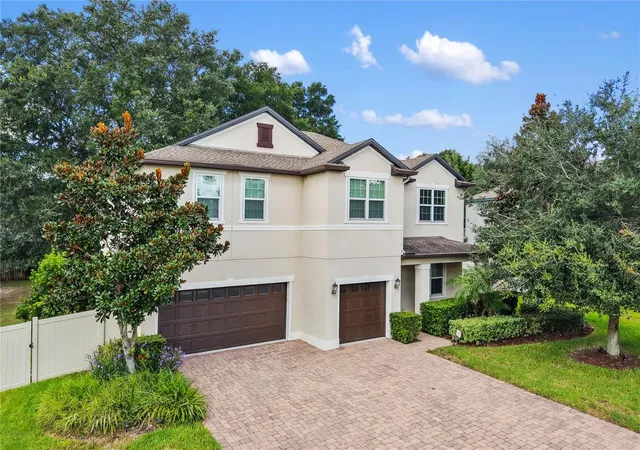 Photo 2 of Single family home for sale at 3177 Pinenut Dr, Apopka, FL 32712 | MLS# O6443803 | Listing updated on 2026-09-25