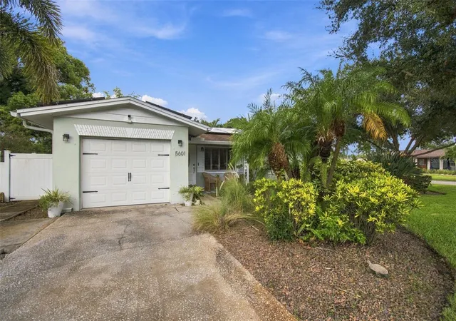Photo 3 of Single family home for sale at 5601 15th Avenue N, Saint Petersburg, FL 33710 | MLS# TB8551039 | Listing updated on 2026-10-21