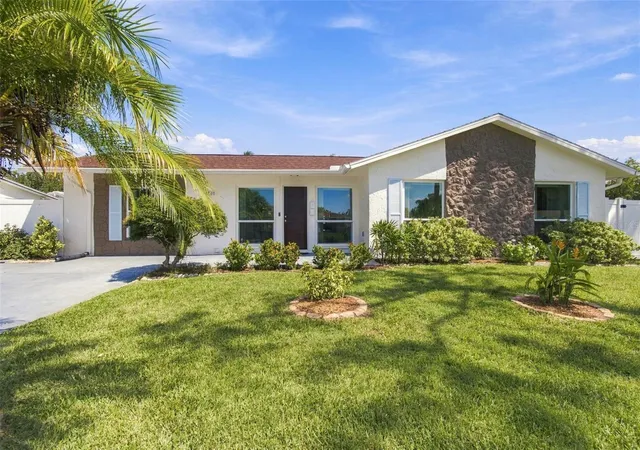 Photo 1 of Single family home for sale at 4880 Shell Strm Blvd, New Port Richey, FL 34652 | MLS# W7889712 | Listing updated on 2026-10-03