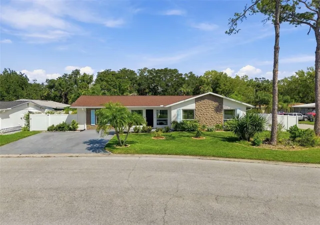 Photo 3 of Single family home for sale at 4880 Shell Strm Blvd, New Port Richey, FL 34652 | MLS# W7889712 | Listing updated on 2026-10-03