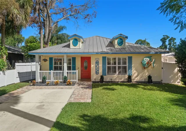 Photo 2 of Sale Pending at 5715 Indiana Ave, New Port Richey, FL 34652 | MLS# TB8551046 | Listing updated on 2026-10-08