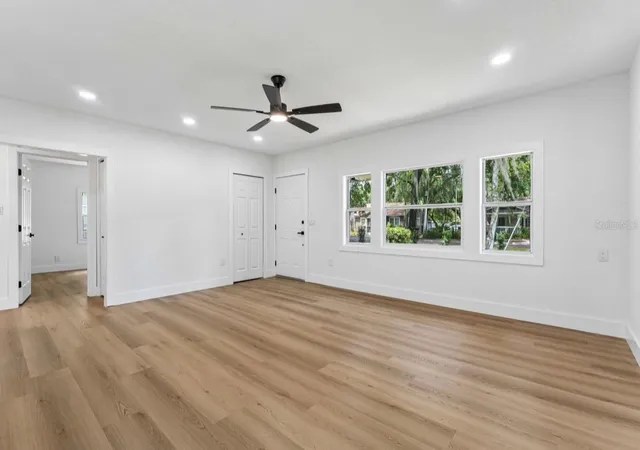Photo 1 of Single family home for sale at 1910 Curry Frd Rd, Orlando, FL 32806 | MLS# S5158069 | Listing updated on 2026-10-07