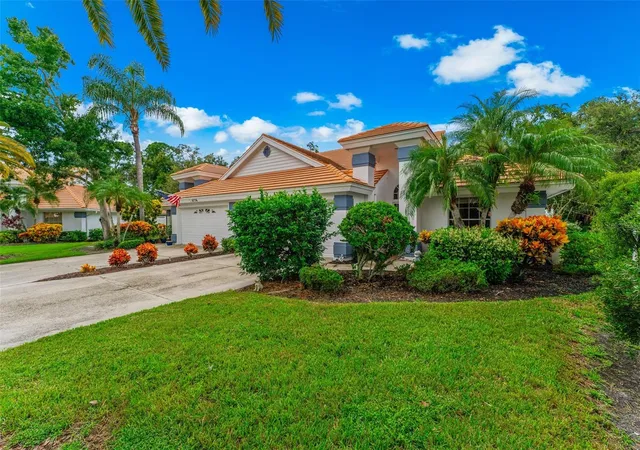 Photo 3 of Single family home for sale at 6724 Approach Rd #3, Sarasota, FL 34238 | MLS# A4706950 | Listing updated on 2026-09-26