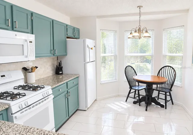 Photo 3 of Single family home for sale at 117 Rebecca Dr NE, Winter Haven, FL 33881 | MLS# O6443814 | Listing updated on 2026-09-23