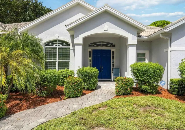Photo 3 of Single family home for sale at 2046 Timucua Trl, Nokomis, FL 34275 | MLS# A4706952 | Listing updated on 2026-10-07