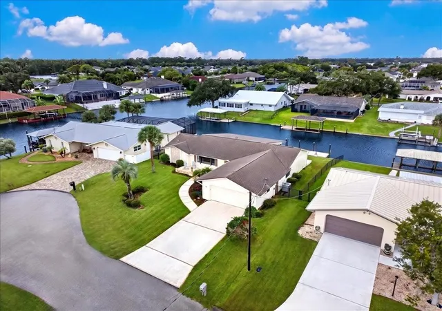 Photo 3 of Single family home for sale at 26 Claymont Ct S, Palm Coast, FL 32137 | MLS# FC321617 | Listing updated on 2026-10-08